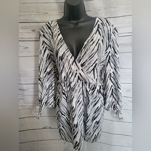Absolutely Famous Monochrome Wrap Top